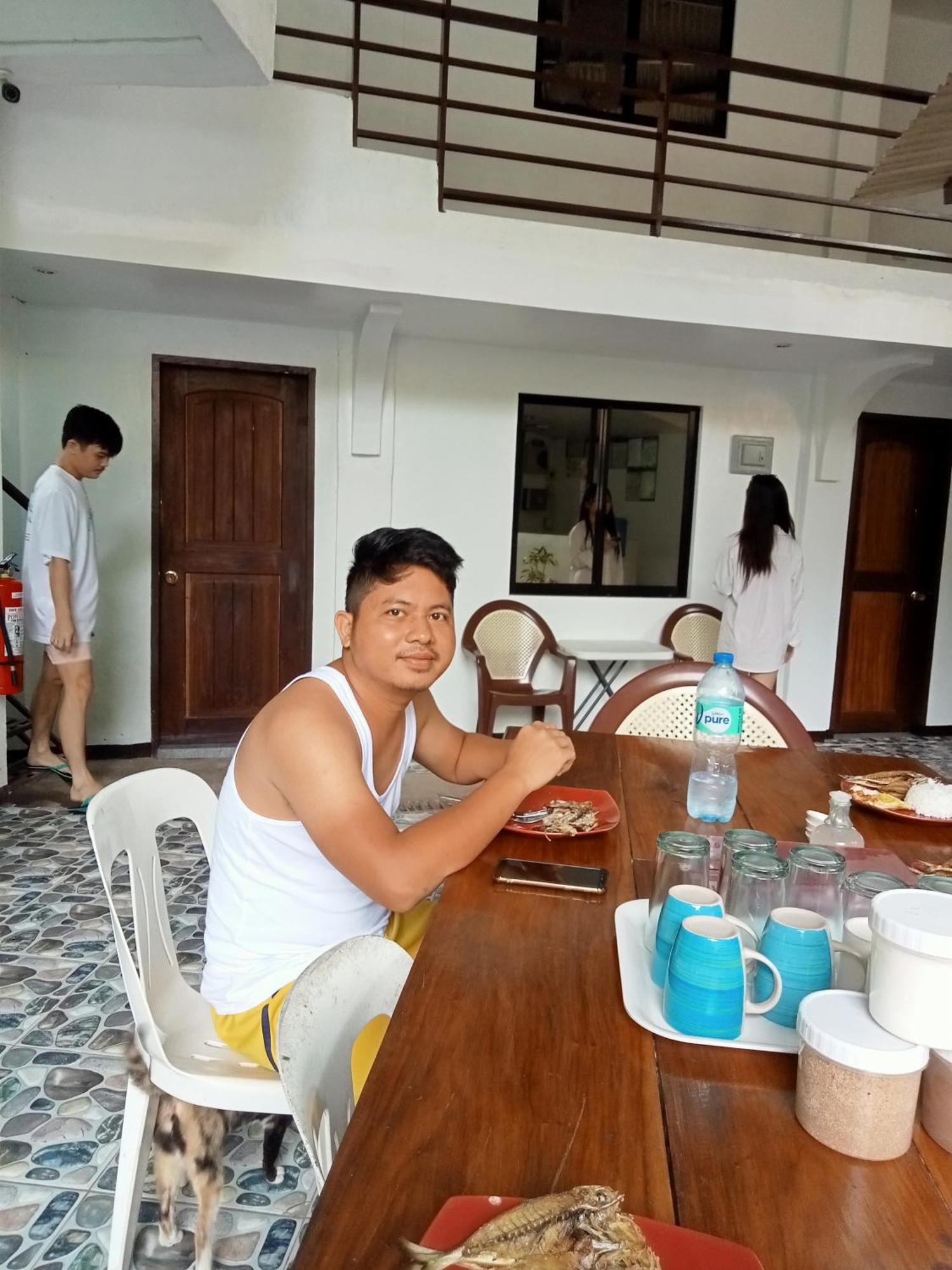 Lang2 Place Coron Exterior photo